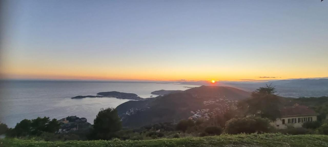 Appartement De Luxe Eze Village Vue Mer Avec Piscine المظهر الخارجي الصورة